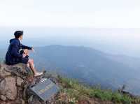 พิชิตยอดดอยภูลังกา สัมผัสทะเลหมอกที่ผาช้างน้อย