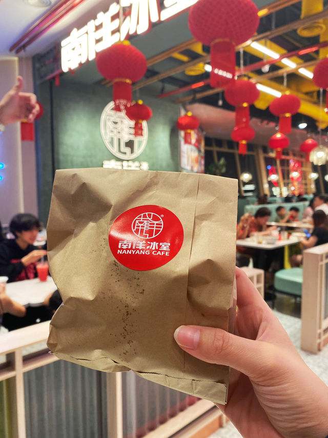 New year vibe in Nanyang Cafe 🧧🎊🎍