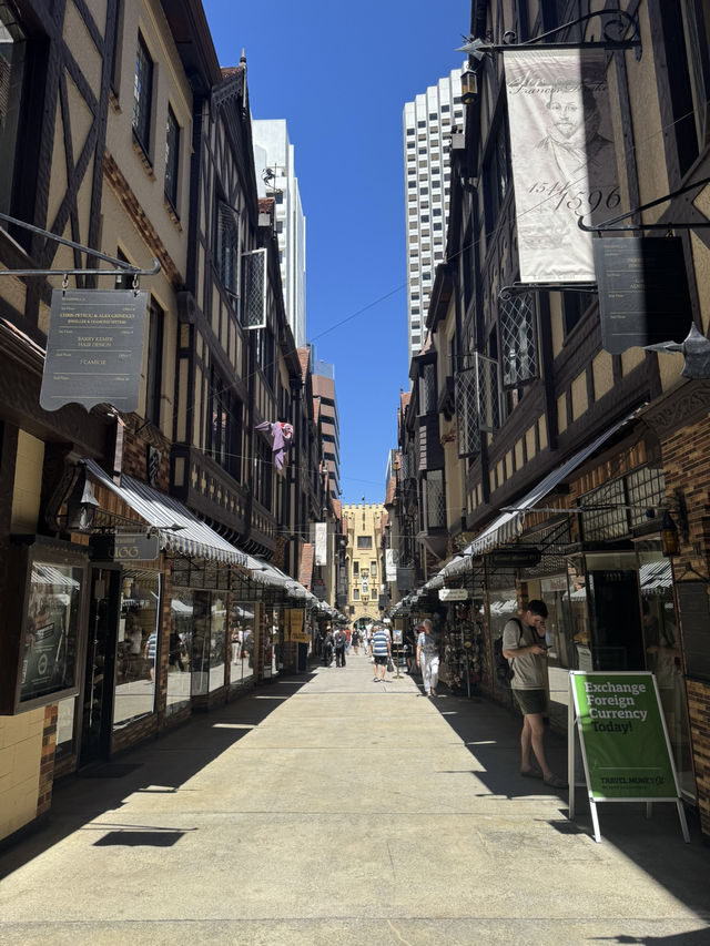 Charming London Court of Perth’s CBD