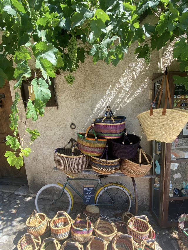 Moustiers-Sainte-Marie: A Fairytale Village in the Heart of Provence