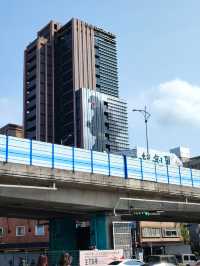 台北捷運市政府站一日遊：都市繁華與文化的交織🌆🏙️