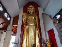 พระยืนเก่าแก่ ยืนคู่ซ้อนกัน หนึ่งเดียวในประเทศไทย