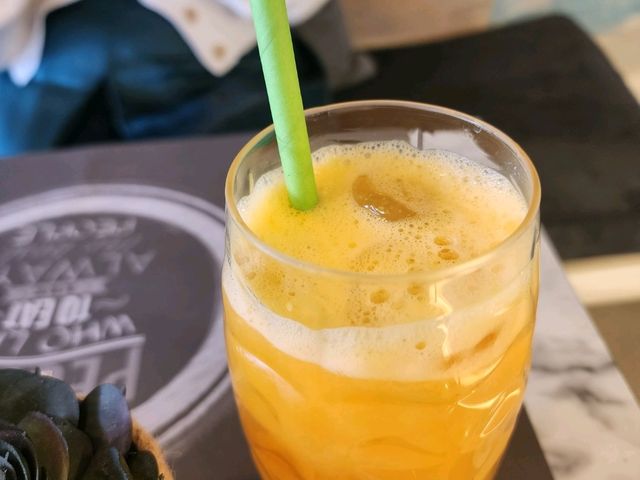 [🇬🇷サントリーニ] 何度でも通いたくなる朝食スポット ー KooKoo Bar Restaurant