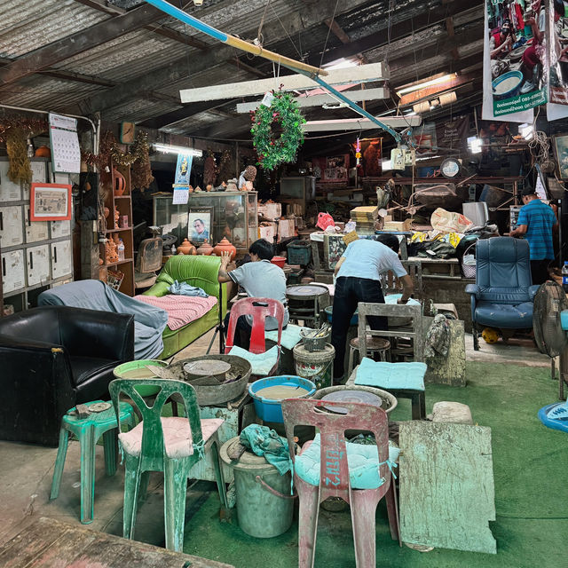 ลุงติ ดินเปรอะ - เกาะเกร็ด