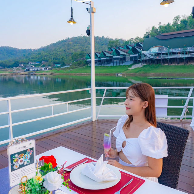 Leaf Lake Kan Resort - ลีฟ เลค กาญจน์ รีสอร์ท