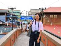 ตลาดน้ำอัมพวา ตลาดสำหรับครอบครัว