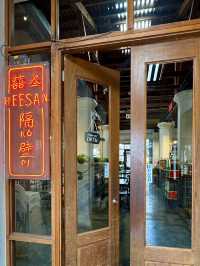 Heesan — Retro Café Charm Along Jonker Street, Melaka