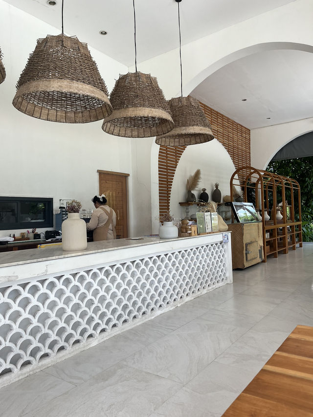 beachfront hotel in Koh Kood Thailand 🇹🇭