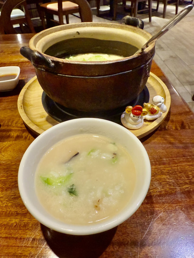 高雄大立百貨A館8樓（十二月）粥品.茶飲.私房菜.豐富食材.正宗的美味.值得推薦大家