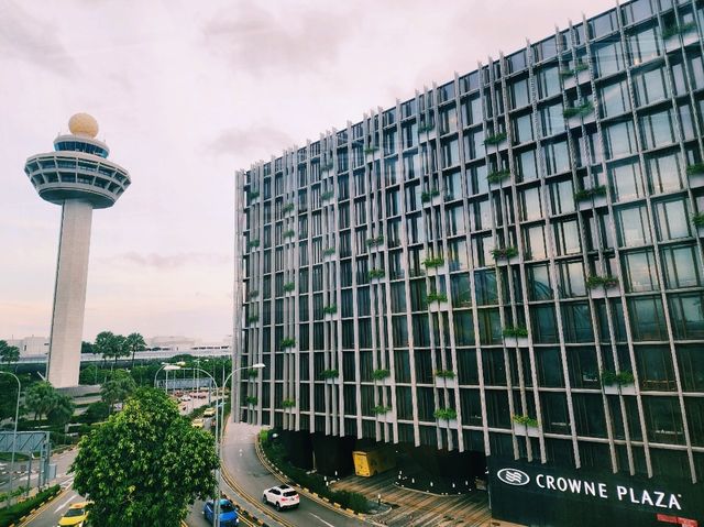 Crowne Plaza Changi Airport: Where Luxury Meets Transit