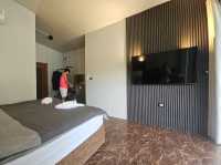 The Lasy Resort ที่พักครอบครัวติดเขื่อนแก่งกระจาน