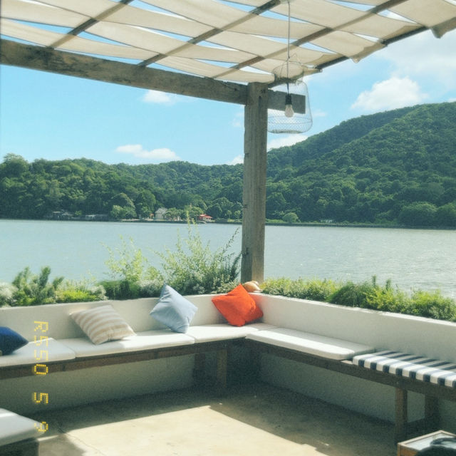 พักผ่อนฮีลใจกับ Take a Rest คาเฟ่ Vibe ดี