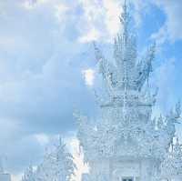 White Temple of Chiang Rai – A Vision in Mirror and Light