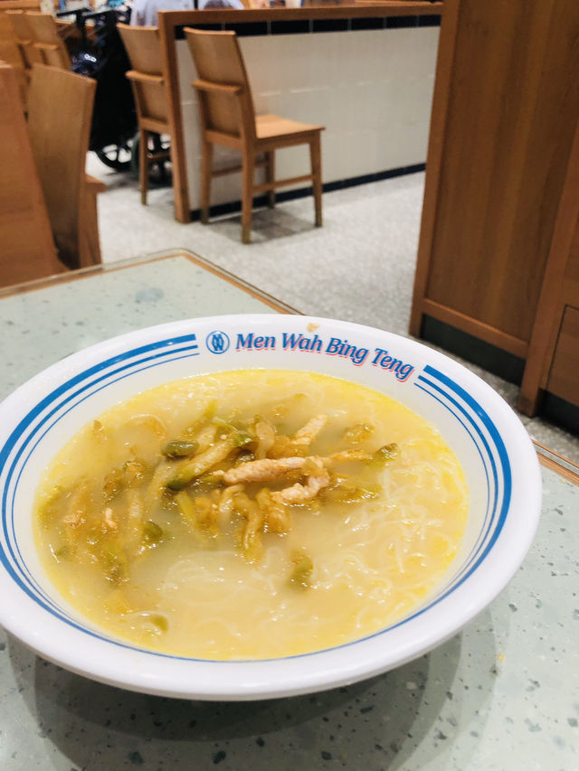 很美味的下午茶😋品嚐了四寶飯🍚😋