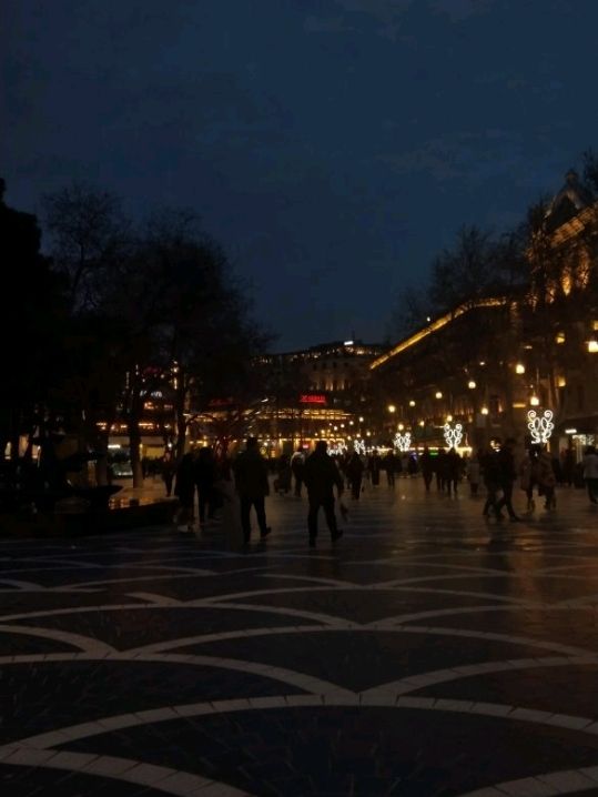 1 Day Itinerary to Visit Baku for FREE