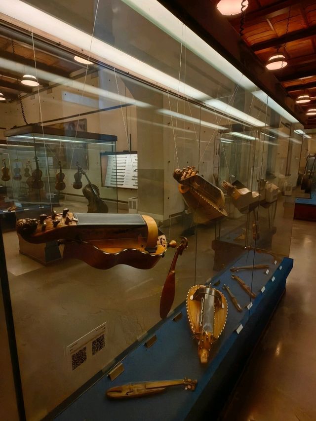 愛音樂必去米蘭樂器博物館