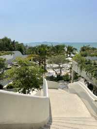 The Moment Beach House ร้านอาหารริมทะเลพัทยา