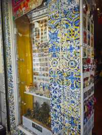 Macau Adventure: Historic Gems, Foodie Delights, and Glam!