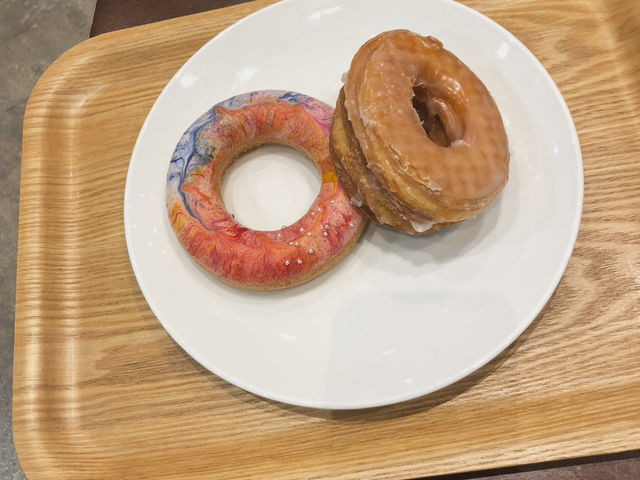 【埼玉/上尾🇯🇵】カラフルすぎるドーナツ🌈🍩 ジャックインザドーナツ