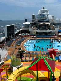 🚢👑 Royal Caribbean Cruises – The King of the Seas! 🌊✨