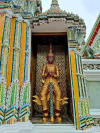 ชมวัดพระเชตุพนและพระราชวังสราญรมย์✨️