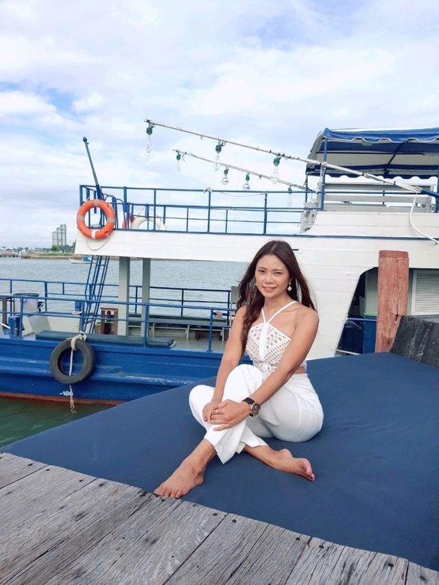 Kept Pier Cafe – บางเสร่
