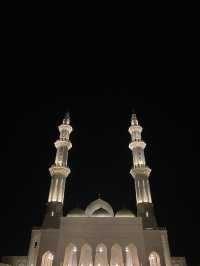Masjid Sri Sendayan: Where Spiritual Meets Seriously Aesthetic
