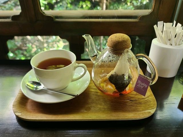 Salon de KANBAYASHI(上林春松本店) 五段重アフタヌーンティー(5단 상자 교토 애프터눈티)