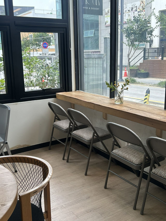 🎂 깔끔한 감성 가득 힐링 공간, 청주 moss hour ☀️