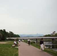 ปั่นจักรยานเลียบแม่น้ำ Kamo ,Kyoto