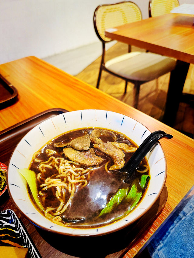 Taipei Nostalgia in the Heart of SS2