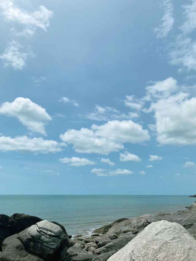 ชวนเที่ยวหาดทรายน้อย – หาดลับบรรยากาศดีที่หัวหิน