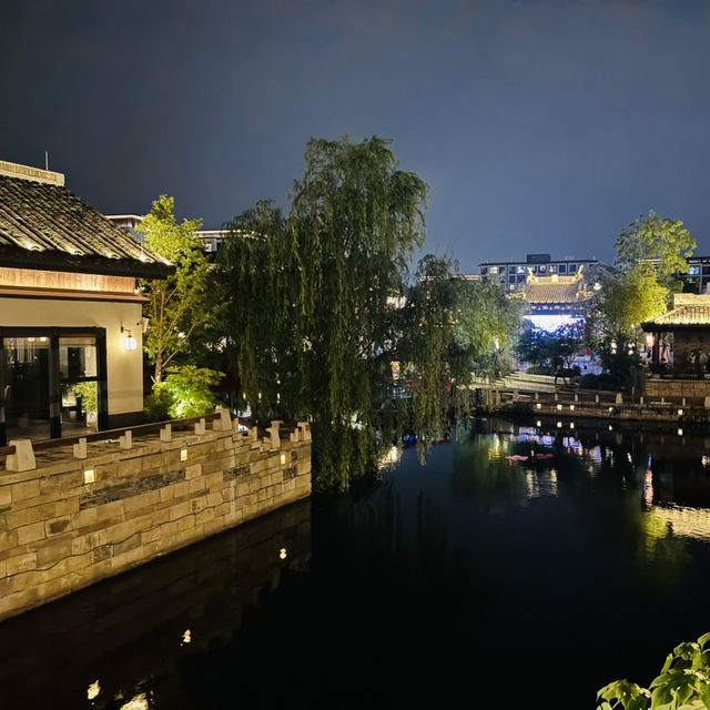 Shanghai’s Street-Chic Adventure Awaits You !