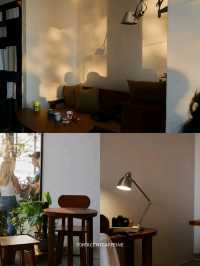 Two Chairs Coffee