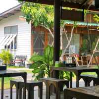 ก๋วยเตี๋ยวเรือในคลอง อยุธยา