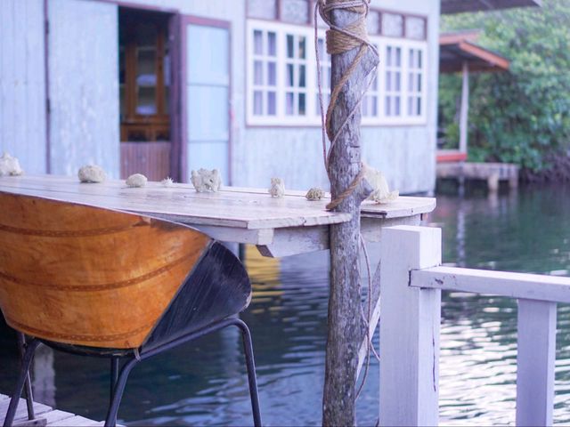 Mangrove Bungalow 🛏️