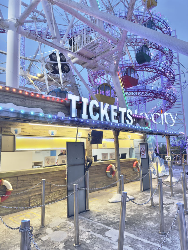 I-City Vibes: Lights & Views