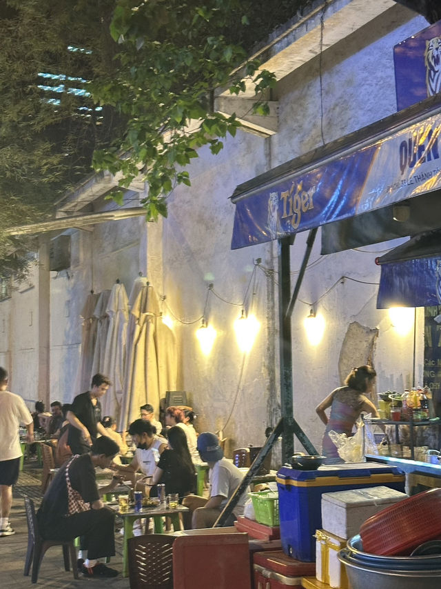 Ho Chi Minh City Ultra-Budget Guide For Pagodas Pocket Change