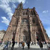 Strasbourg  เมืองสายน้ำสุดคลาสสิคแห่งฝรั่งเศส