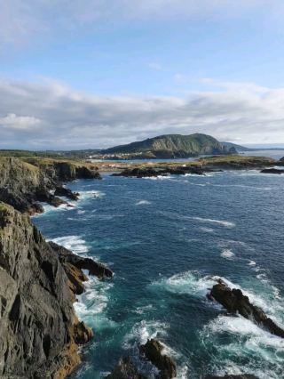 弗魯謝拉角的狂野懸崖與壯闊海景