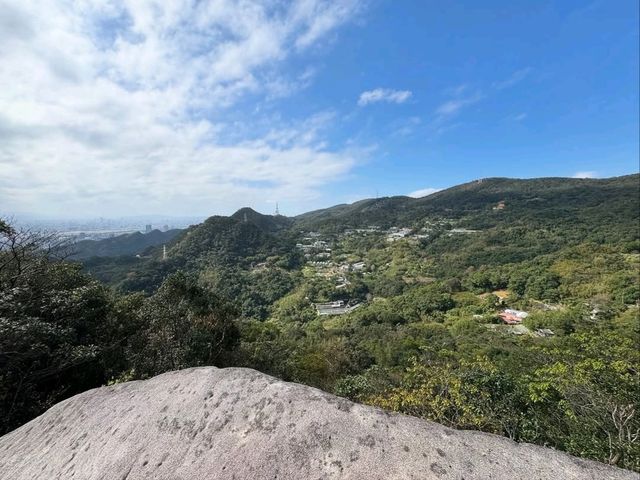 Longchuan Rock Was Like a Nature Playground with Cool Views
