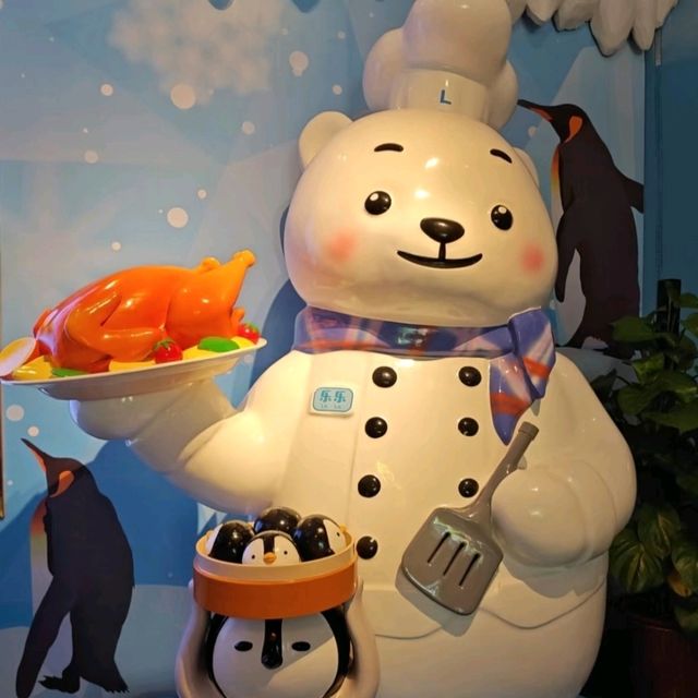 當孩子用薯條餵企鵝時，你會發現快樂原來這麼簡單