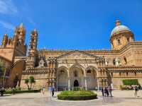 Historic Streets and Sicilian Flavors