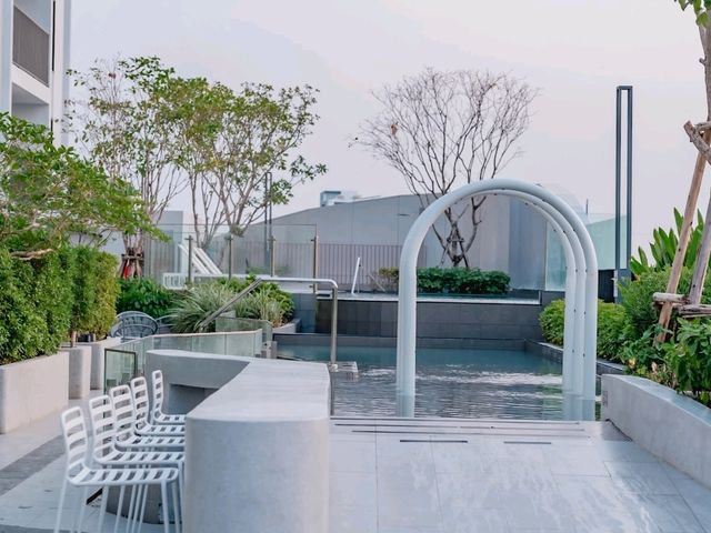 Lively Recreation & Convenience
