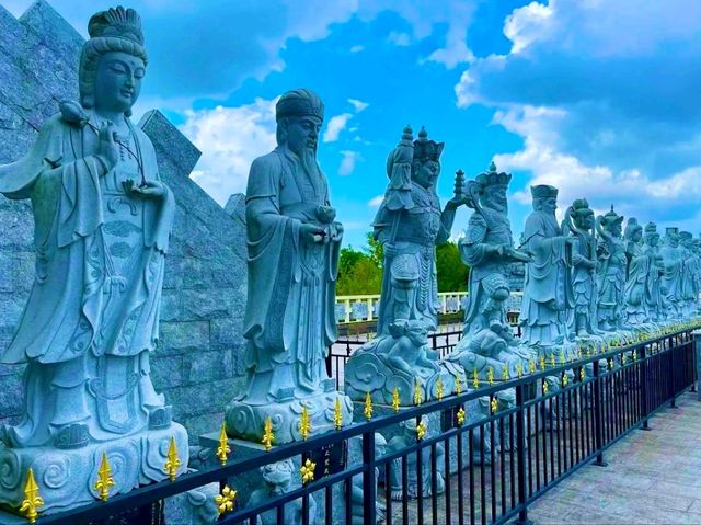 Discover the Spiritual Beauty of 500 Lohan Temple in Bintan Discover the Spiritual Beauty of 500 Lohan Temple in Bintan