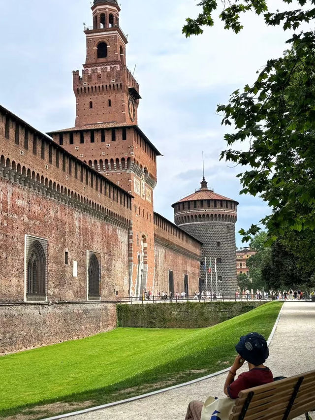 🏰 Sforza Castle (Milan Guide) 🇮🇹