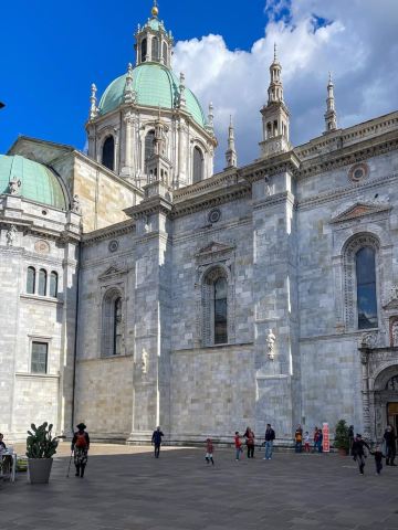 Como: A Lakeside Gem of Lombardy