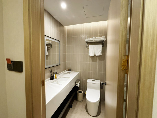 Jinjiang Hotel โรงแรมใกล้สถานีรถไฟฮาร์บิน 🇨🇳