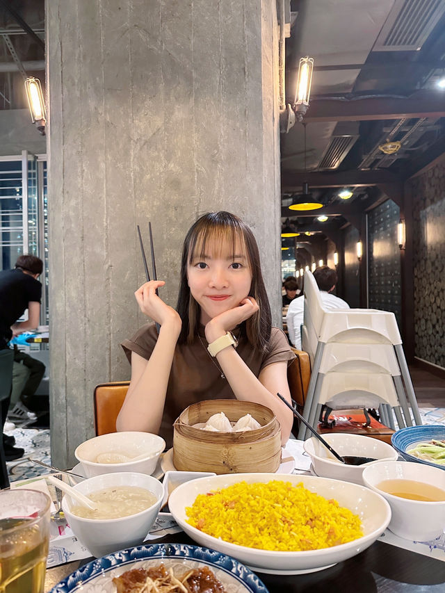 尖沙咀上海小籠包肉汁爆餡😋  