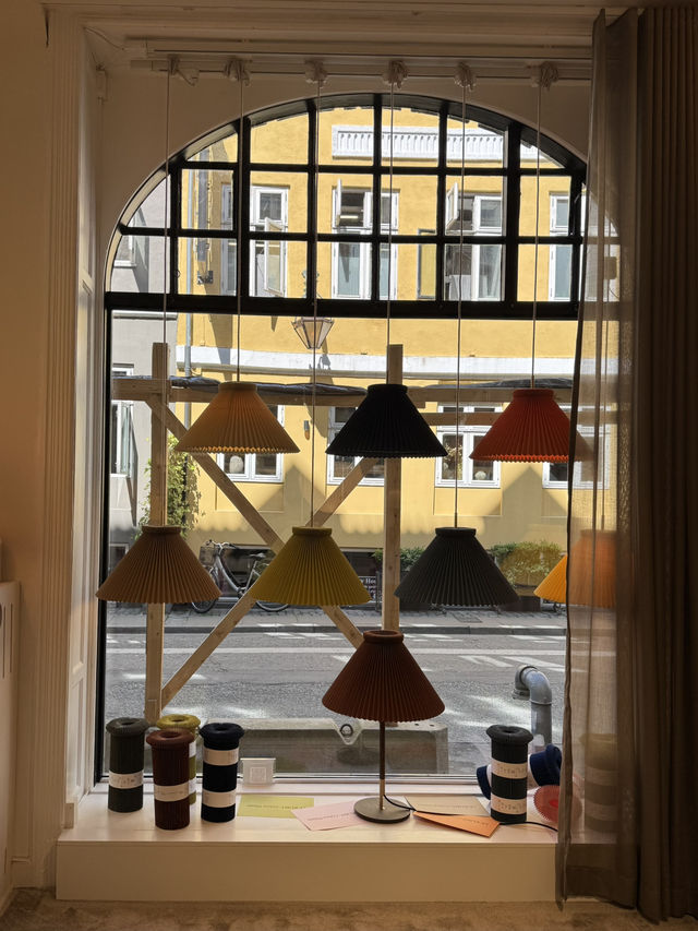 【コペンハーゲン】LE KLINT Brand Store Copenhagen 【コペンハーゲン】LE KLINT Brand Store Copenhagen